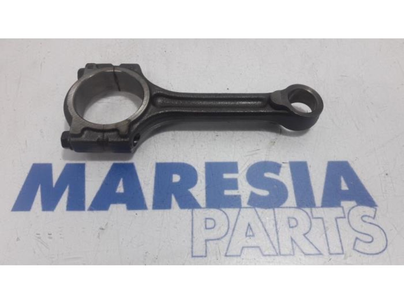 Renault - Captur - Connecting rod