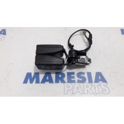 Peugeot - 508 - Rear seatbelt buckle, left