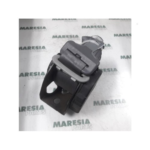 Renault - Megane - Rear seatbelt, right