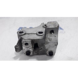 Citroen - C4 Picasso - Engine mount