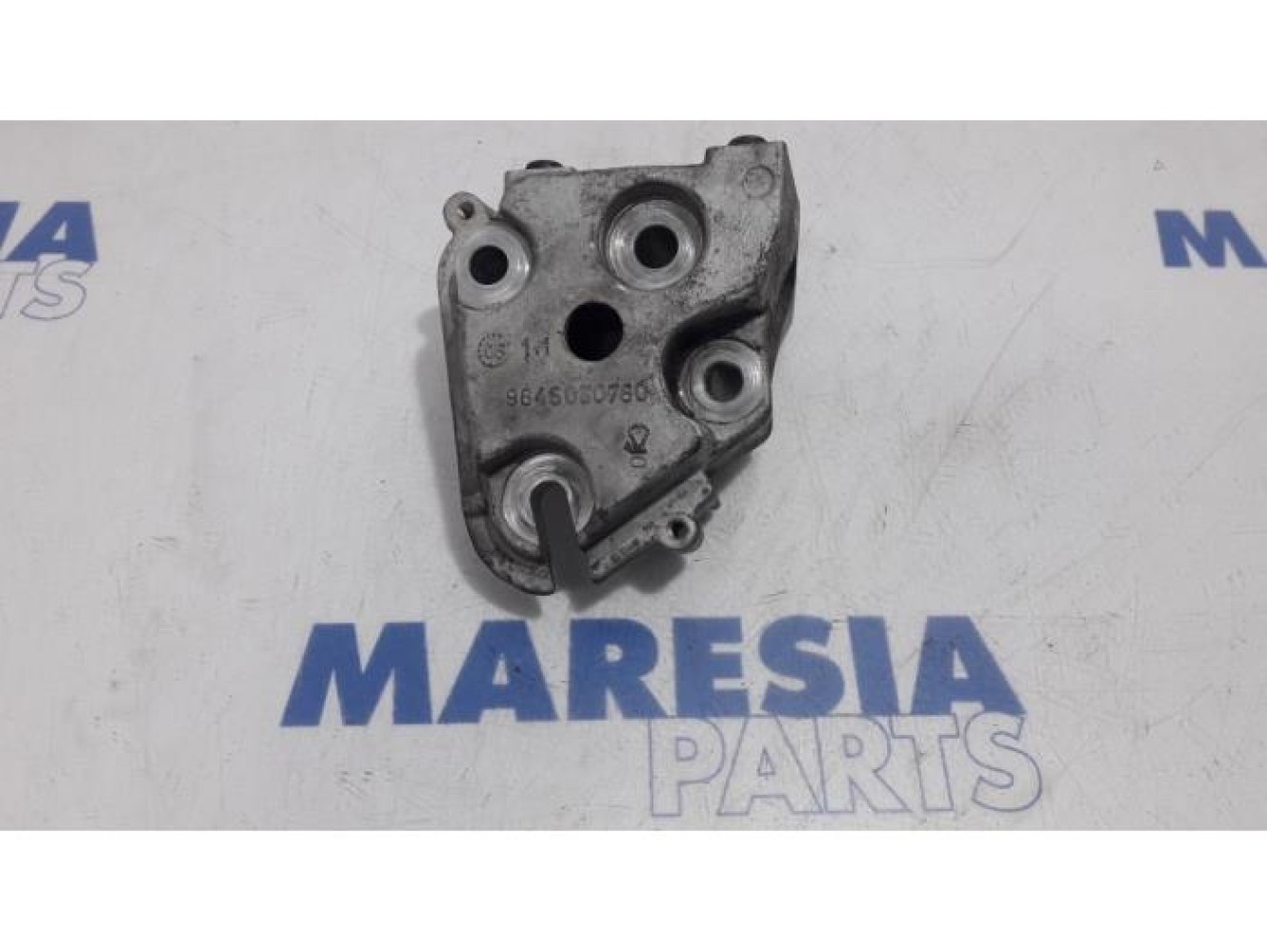 Citroen - C4 Picasso - Engine mount