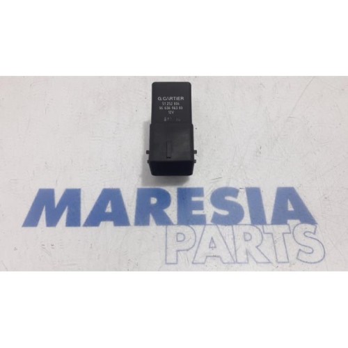 Citroen - C4 Picasso - Glow plug relay