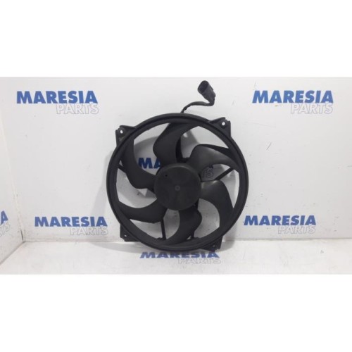 Citroen - C4 Picasso - Fan motor
