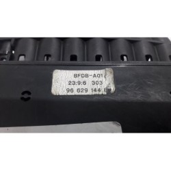 Citroen - C4 Picasso - Fuse box
