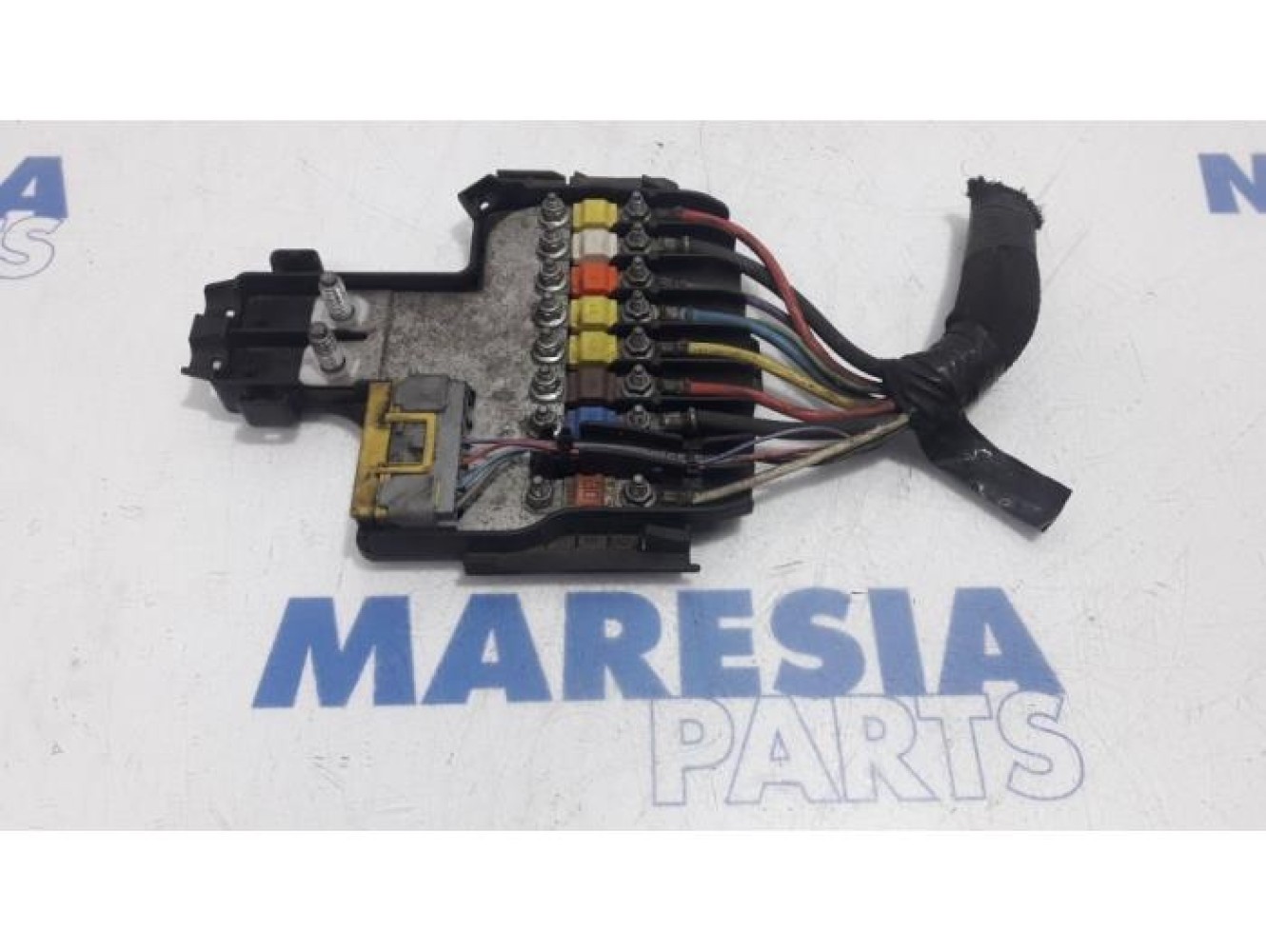 Citroen - C4 Picasso - Fuse box