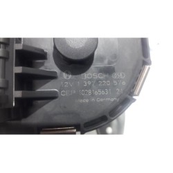 Peugeot - 5008 - Front wiper motor