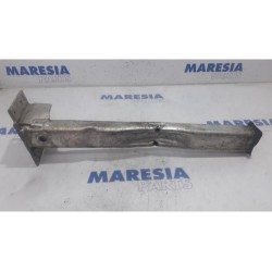 Peugeot - 5008 - Subframe