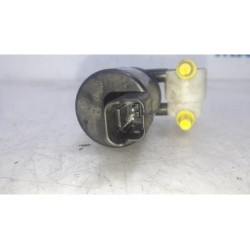 Peugeot - 5008 - Scheibensprüherpumpe vorne
