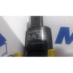 Peugeot - 5008 - Scheibensprüherpumpe vorne