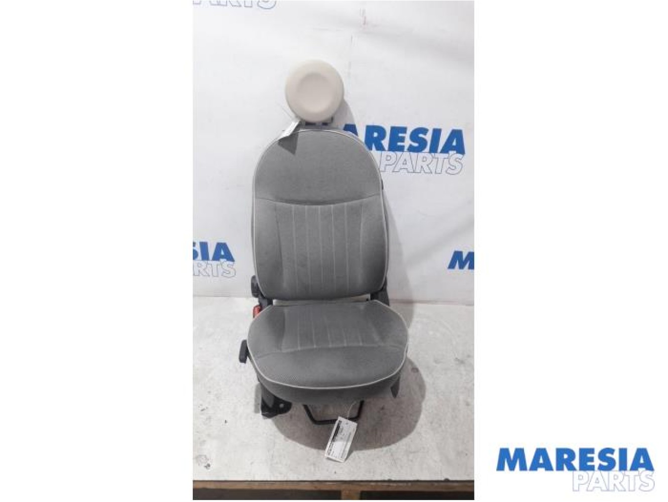 Fiat - 500 - Seat, left