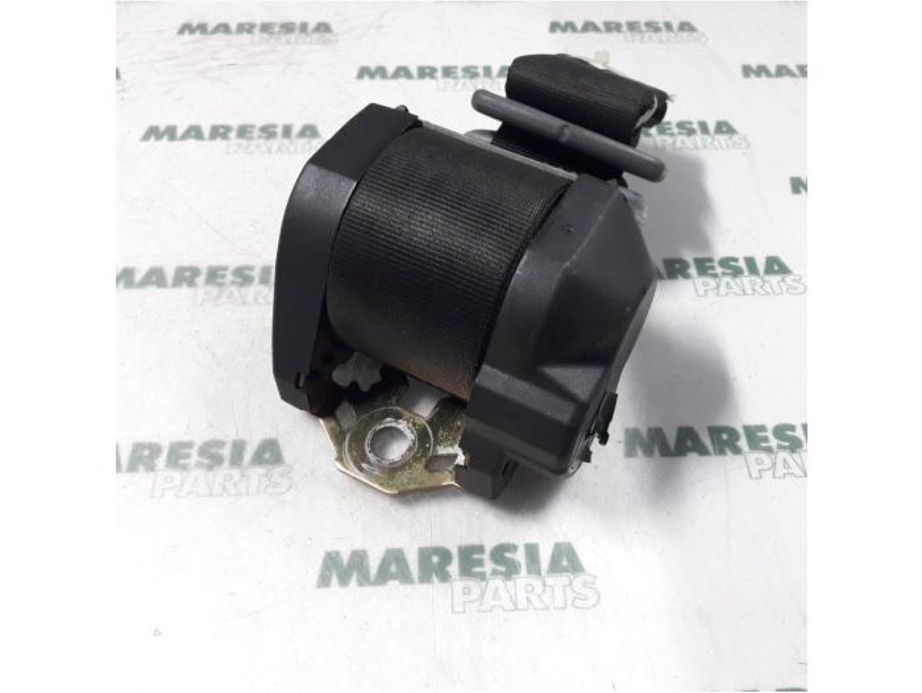Fiat - Palio - Rear seatbelt, right