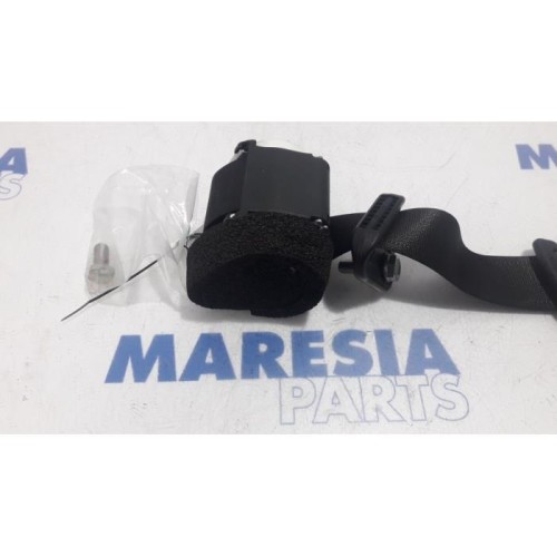 Fiat - 500 - Sicherheitsgurt links hinten
