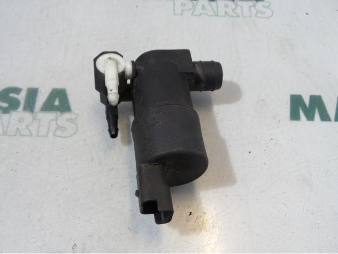 Citroen - C3 - Scheibensprüherpumpe vorne