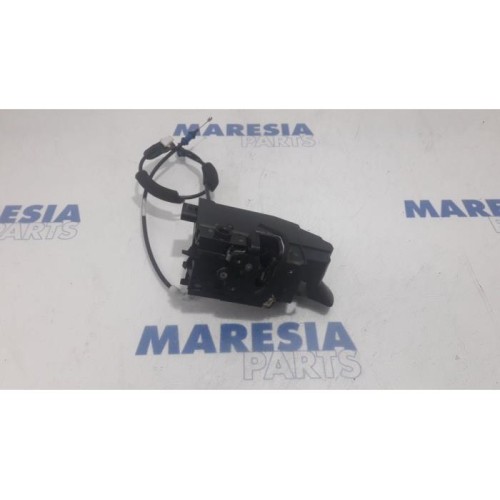 Citroen - C4 Picasso - Front door lock mechanism 4-door, right
