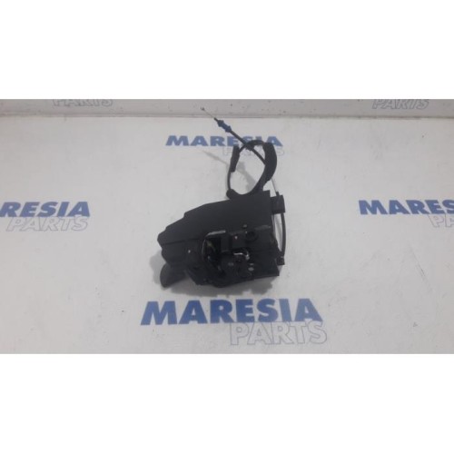 Citroen - C4 Picasso - Door lock mechanism 4-door, front left