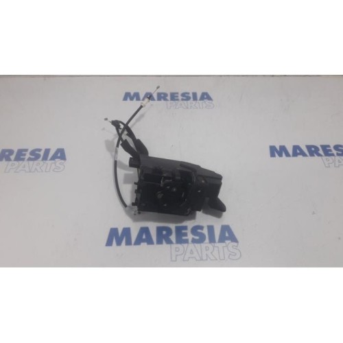Peugeot - 308 - Front door lock mechanism 4-door, right