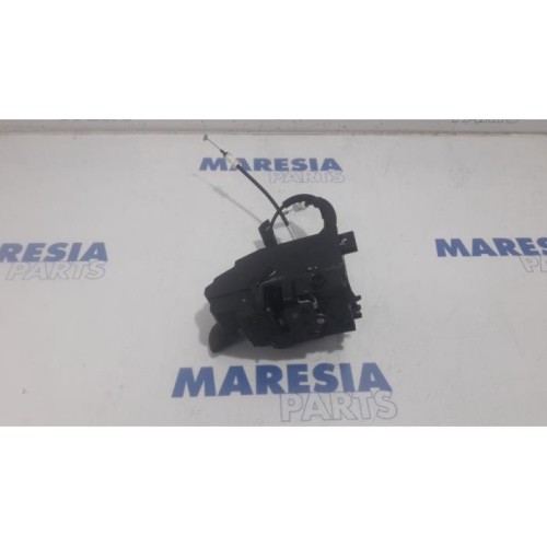 Peugeot - 308 - Door lock mechanism 4-door, front left