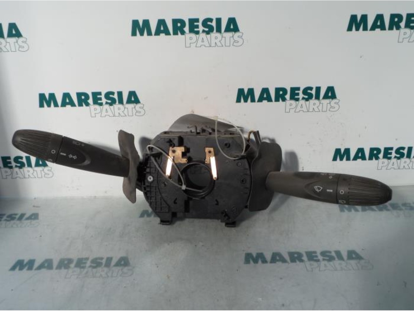 Fiat - Doblo - Steering column stalk