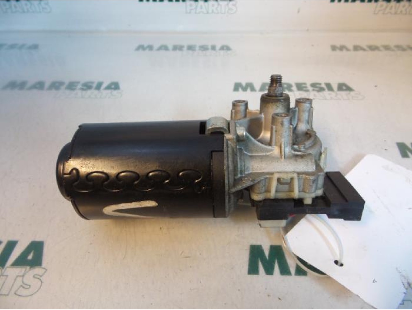 Fiat - Doblo - Front wiper motor