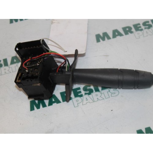 Renault - Clio - Indicator switch