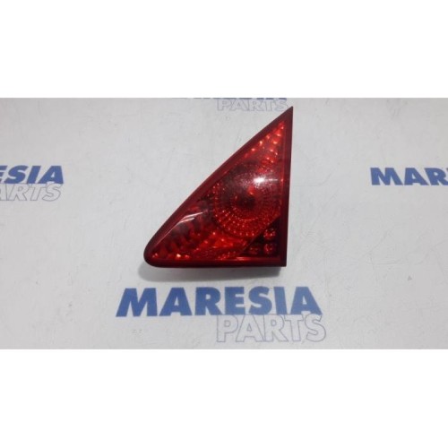 Peugeot - 3008 - Taillight, right