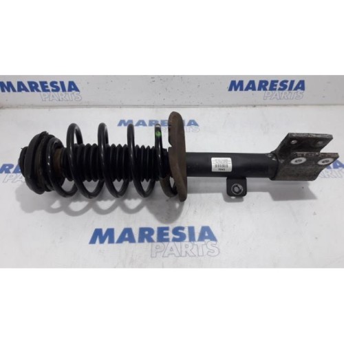 Peugeot - 3008 - Front shock absorber rod, right