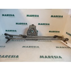 Renault - Clio - Wiper mechanism