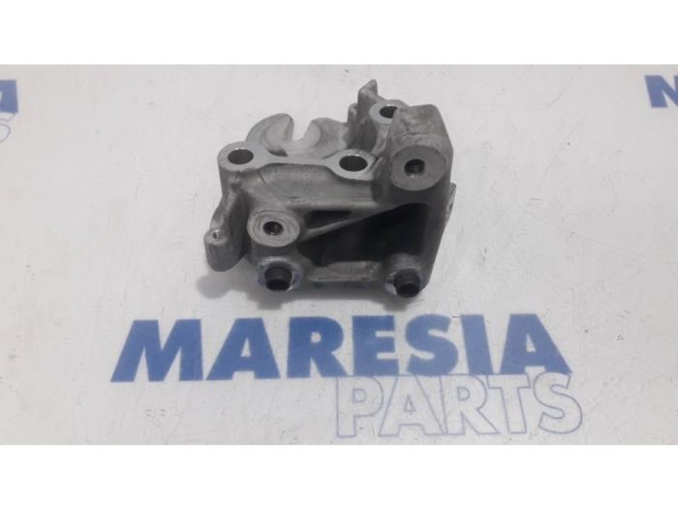 Citroen - Jumpy - Engine mount