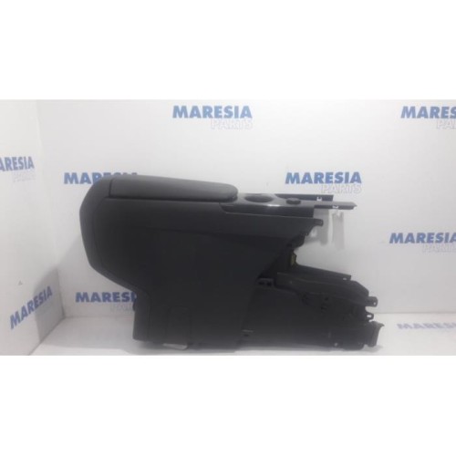 Peugeot - 3008 - Middle console