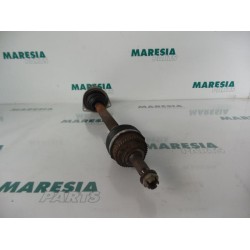 Renault - Megane - Aandrijfas links-voor