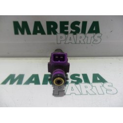 Renault - Safrane - Injector (petrol injection)