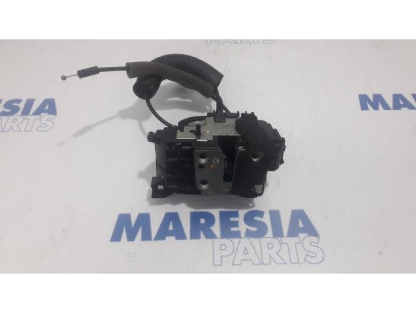 Renault - Megane - Rear door mechanism 4-door, right