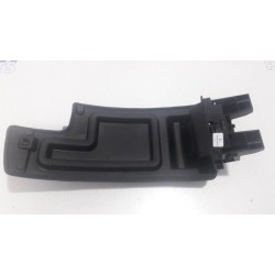 Renault - Megane - Armrest