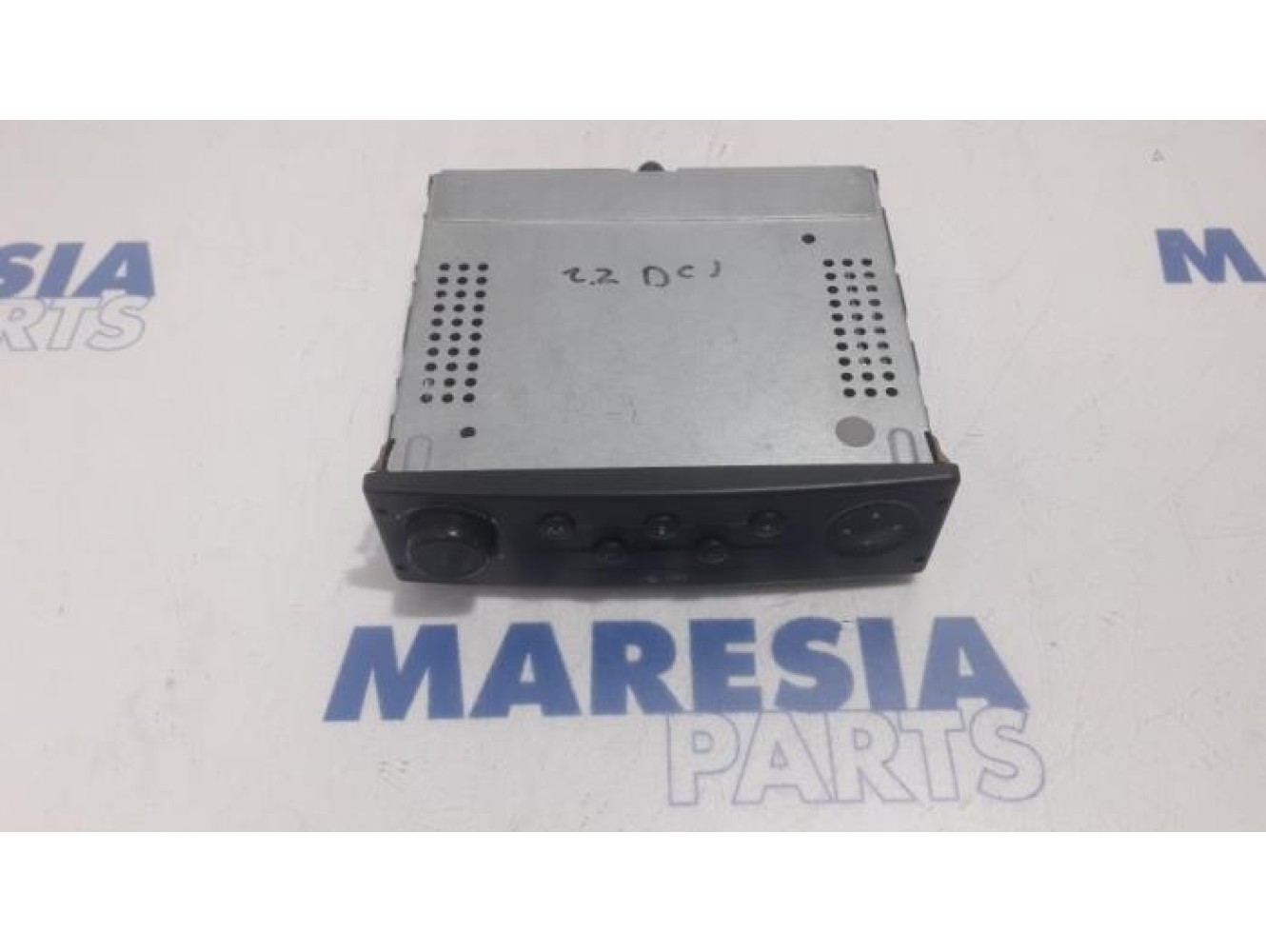 Renault - Vel Satis - Panneau de commandes navigation