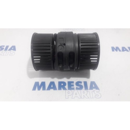 Opel - Vivaro - Heating and ventilation fan motor