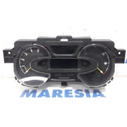 Opel - Vivaro - Instrument panel