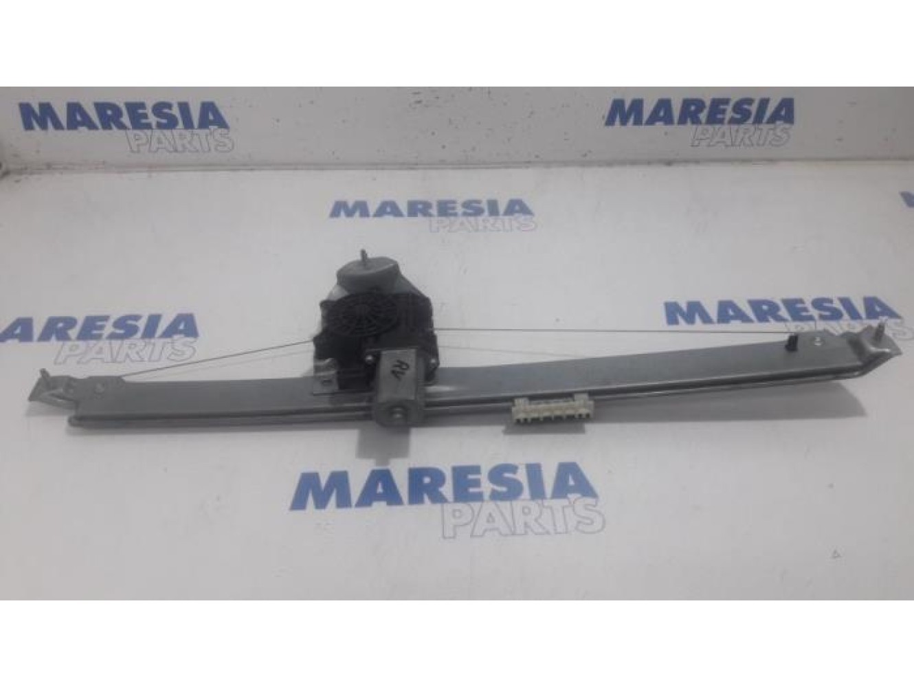Opel - Vivaro - Window mechanism 2-door, front right