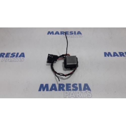 Opel - Vivaro - Heater resistor