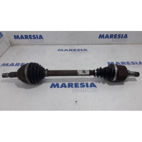Citroen - C5 - Aandrijfas links-voor