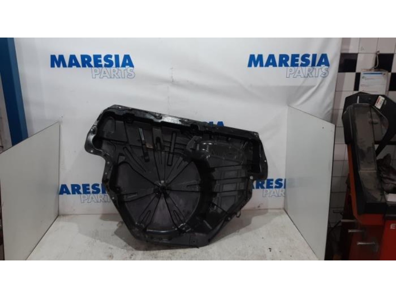 Renault - Megane - Reservewielbak