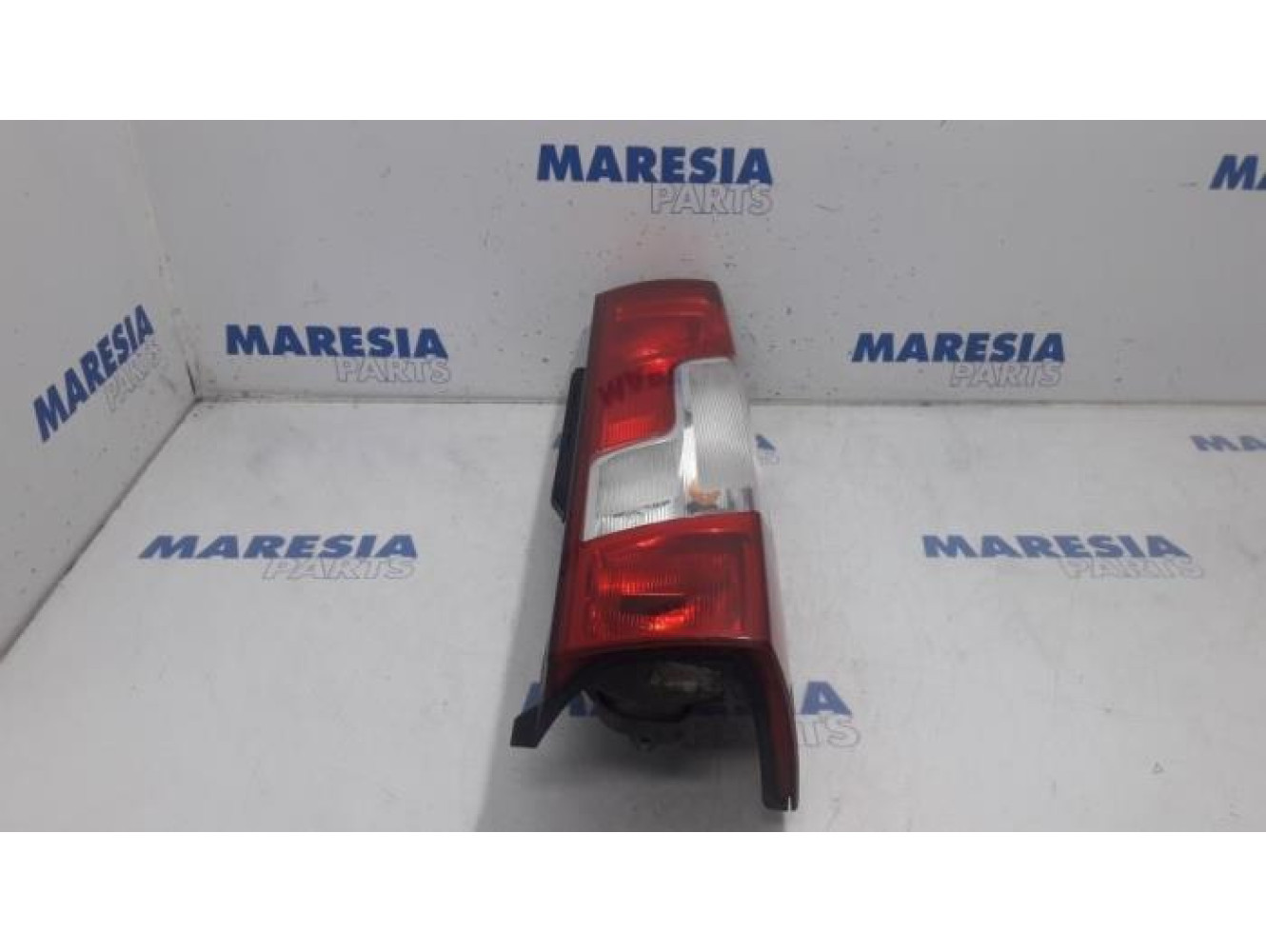 Citroen - Jumper - Taillight, right