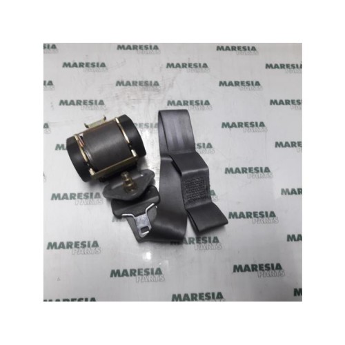 Renault - Megane - Front seatbelt, left