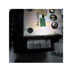 Renault - Megane - Front seatbelt, left