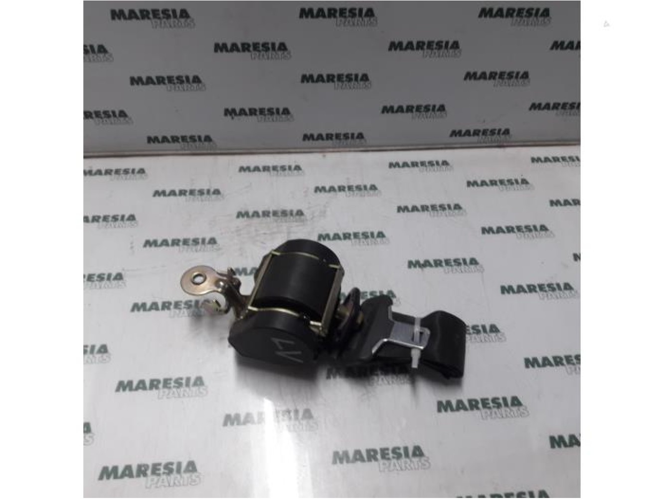 Renault - Megane - Front seatbelt, left