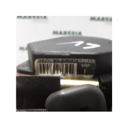 Renault - Megane - Front seatbelt, left