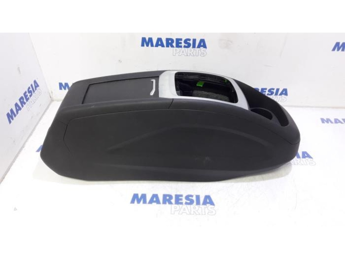 Citroen - C4 Picasso - Middle console