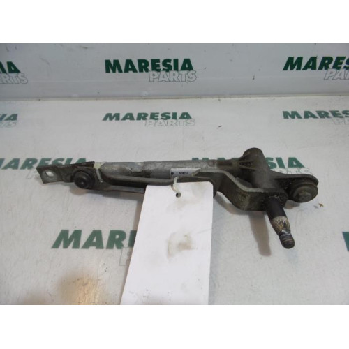Peugeot - 407 - Wiper mechanism