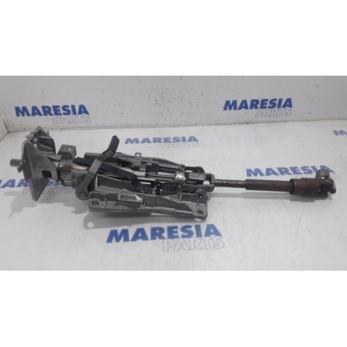 Citroen - C5 - Steering column housing