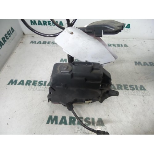 Renault - Megane Scenic - Door lock mechanism 4-door, front left