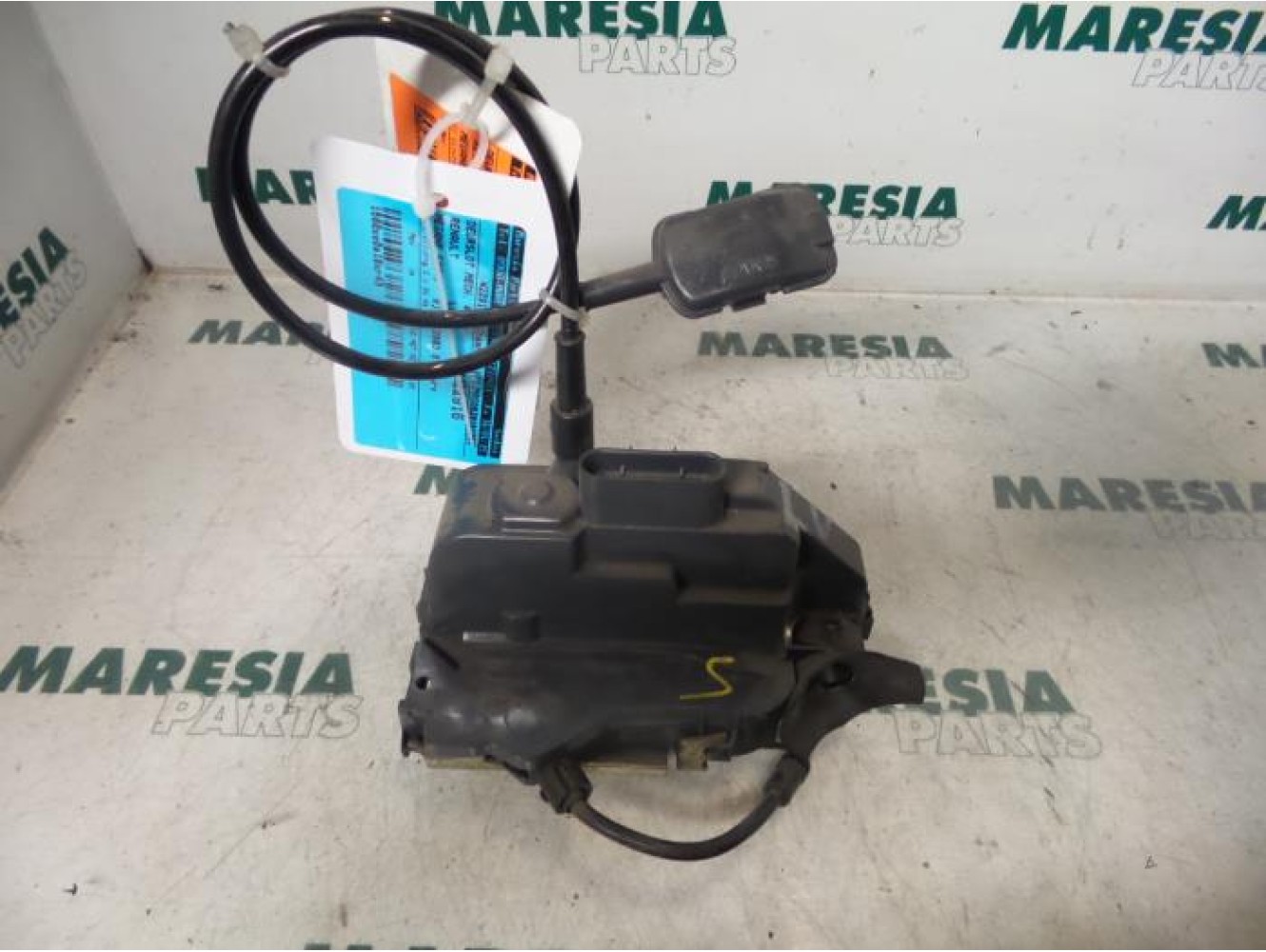 Renault - Megane Scenic - Door lock mechanism 4-door, front left